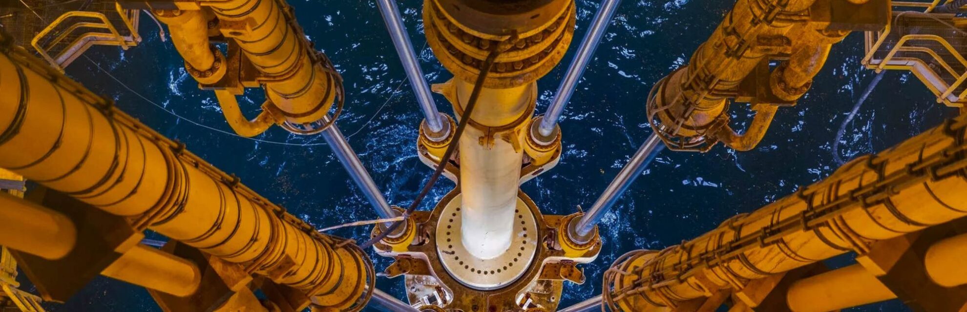 Header - Oil & Gas